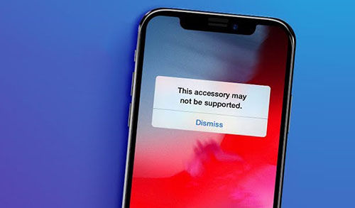 Apple bị kiện vì ép người dùng mua sạc iPhone mới