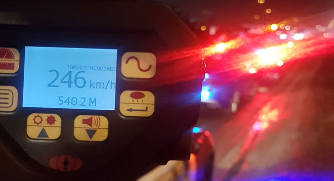 Mượn xe Audi của bạn, thanh niên bị bắt vì phóng 246 km/h