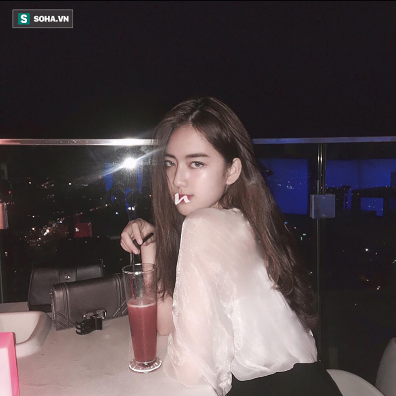 Những chia sẻ ít ai biết về nữ tiếp viên hàng không múa trên máy bay gây bão mạng xã hội