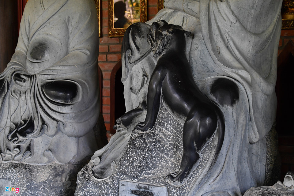 Hình ảnh không đẹp mắt ở chùa Bái Đính trước ngày khai hội