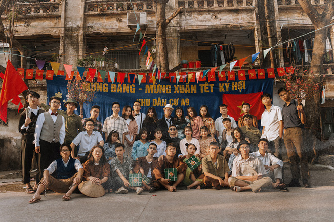 Bộ kỷ yếu theo phong cách Tết xưa với thông điệp hết sức ý nghĩa: Tết chỉ nhạt khi lòng người nhạt!