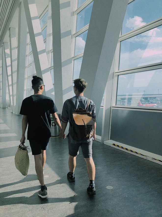 Nó bê đê thì sao? Nó bê đê mà nuôi được mẹ nó!