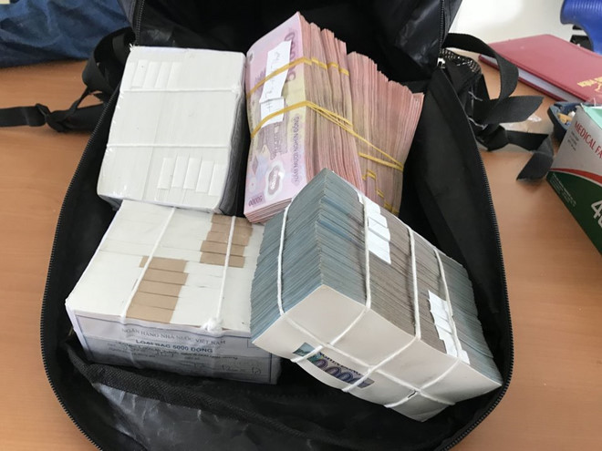 Khởi tố 2 nghi phạm cướp tiền tỷ ở trạm thu phí Dầu Giây