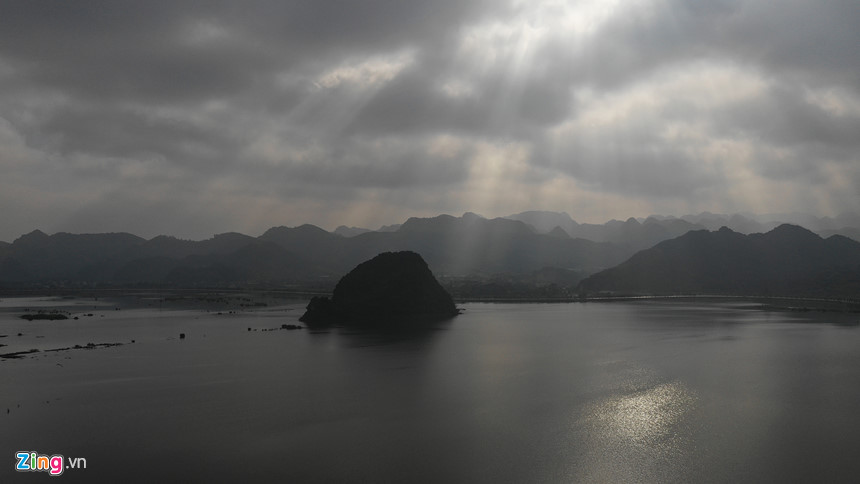 Toàn cảnh quần thể chùa Tam Chúc lớn nhất thế giới