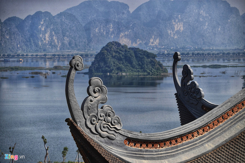 Toàn cảnh quần thể chùa Tam Chúc lớn nhất thế giới