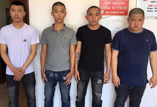 Giải quyết mâu thuẫn bằng dao, 1 người chết, 5 người bị bắt