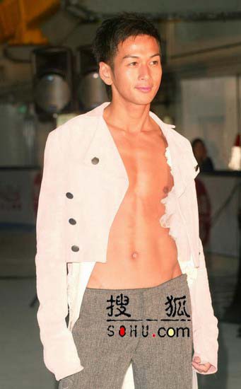 Sao Thần điêu đại hiệp: 20 năm đóng vai phụ lương không đủ ăn, bố vợ qua đời để lại 13 nghìn tỷ