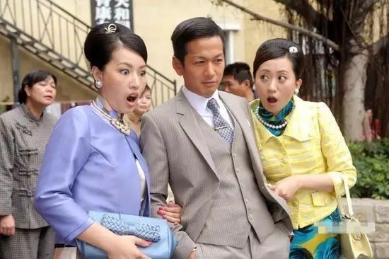 Sao Thần điêu đại hiệp: 20 năm đóng vai phụ lương không đủ ăn, bố vợ qua đời để lại 13 nghìn tỷ Sao Thần điêu đại hiệp: 20 năm đóng vai phụ lương không đủ ăn, bố vợ qua đời để lại 13 nghìn tỷ