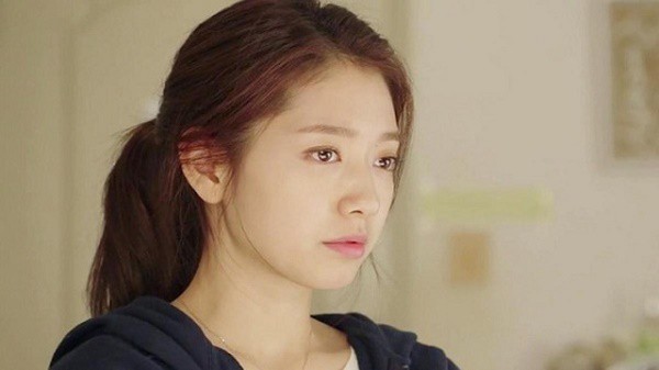 Vô tình nghe lời khuyên của chồng dành cho bạn, vợ trẻ ghen bóng ghen gió và cái kết bất ngờ