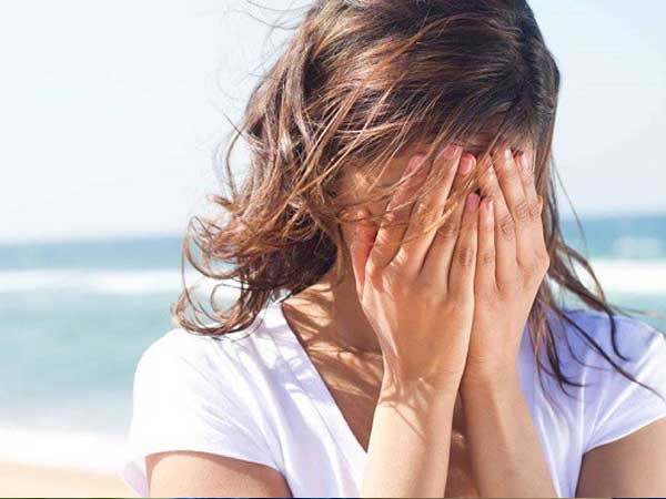 Vợ chồng cãi nhau, bố chồng chạy lên nói một câu khiến tôi viết đơn ly hôn ngay lập tức