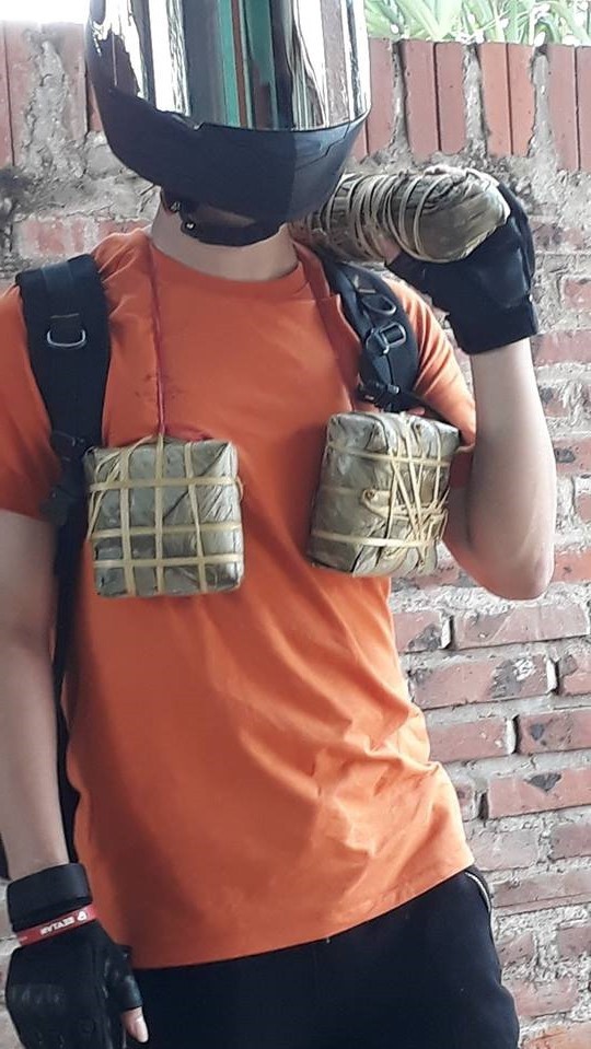 Hình ảnh gây đồng cảm nhất ngày: Hết Tết lên lại trường, bố mẹ nhất định ép mang theo cặp bánh chưng