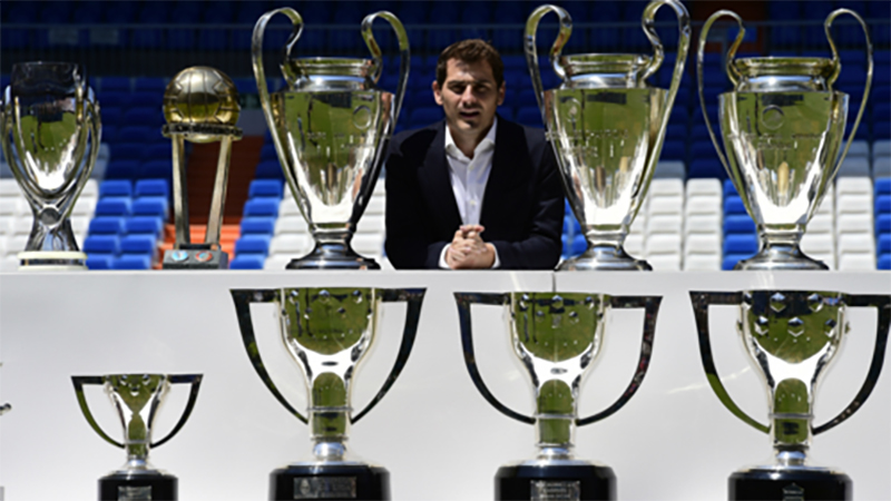 Iker Casillas - một người bình thường đang trở lại Iker Casillas - một người bình thường đang trở lại