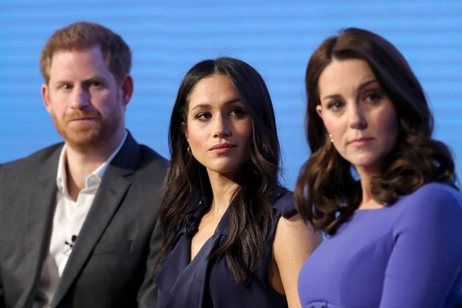 Công nương Kate tiếp tục rơi nước mắt vì hành động khiêu khích này của em dâu Meghan