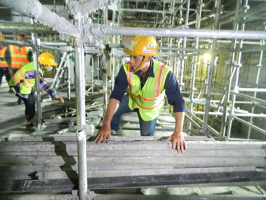 Cận cảnh ga ngầm 4 tầng tuyến metro Bến Thành – Suối Tiên