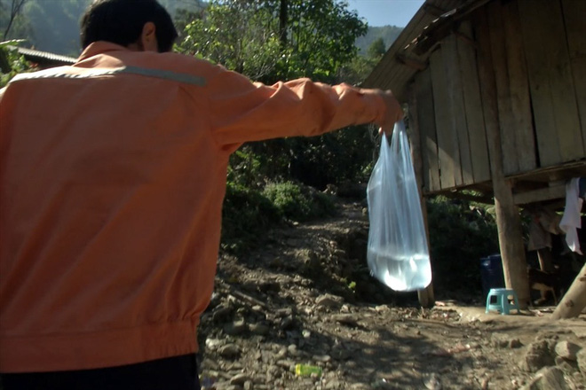 Kỳ lạ bản nát - Nơi đàn ông uống rượu thay cơm, say sưa tối ngày