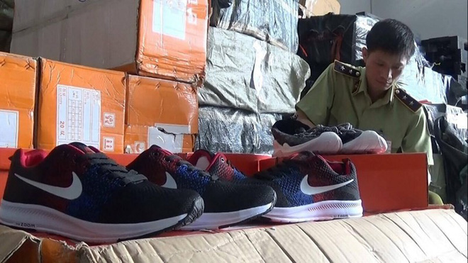 Hàng ngoại gắn mác Made in Viet Nam móc túi người dùng