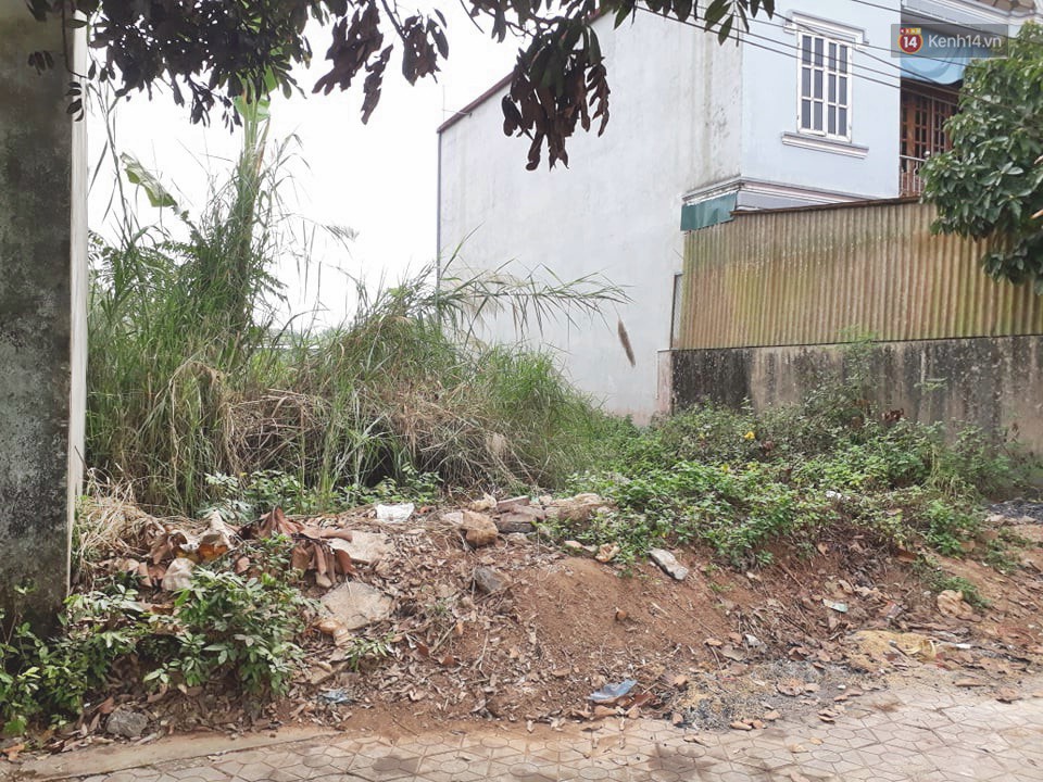 Người dân gần nơi được cho là hiện trường đầu tiên vụ nữ sinh giao gà mất tích: Sau vụ án, có 2 thanh niên hôi hám chạy vào dọa nạt đòi xem camera