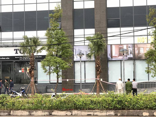 Hà Nội: Một phụ nữ tử vong sau khi rơi từ tầng cao chung cư