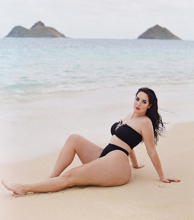 2 thần Vệ Nữ béo đã quá đẹp còn khéo mặc táo bạo hễ ai nhìn là khó chớp mắt