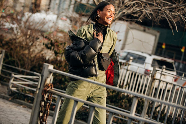 Tuần lễ thời trang Thu - Đông 2019: New York ấm áp cùng tông màu nâu Tuần lễ thời trang Thu - Đông 2019: New York ấm áp cùng tông màu nâu