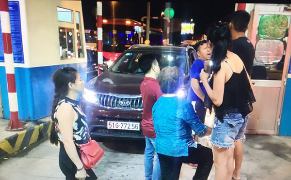 VEC không có quyền cấm vĩnh viễn 2 ôtô vào cao tốc