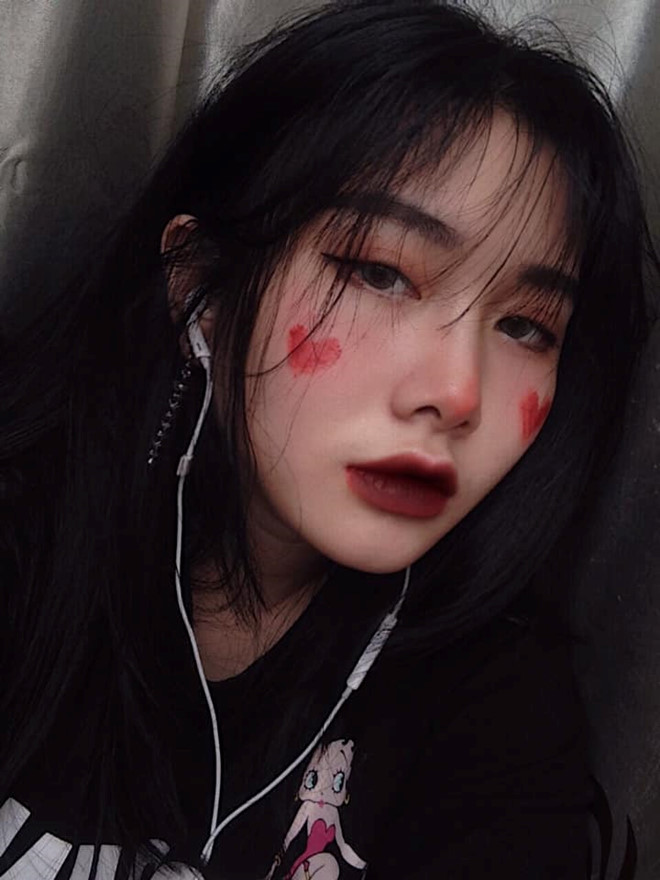 Hội chị em họ của Hương Tràm: Ai cũng xinh như hot girl, có bạn trai