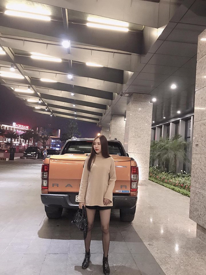 Hội chị em họ của Hương Tràm: Ai cũng xinh như hot girl, có bạn trai