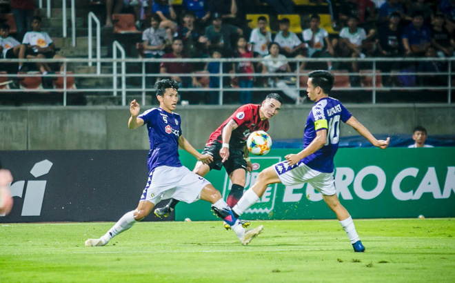 Báo Trung Quốc cảnh báo đội nhà về Quang Hải và dàn vũ khí hạng nặng của Hà Nội FC