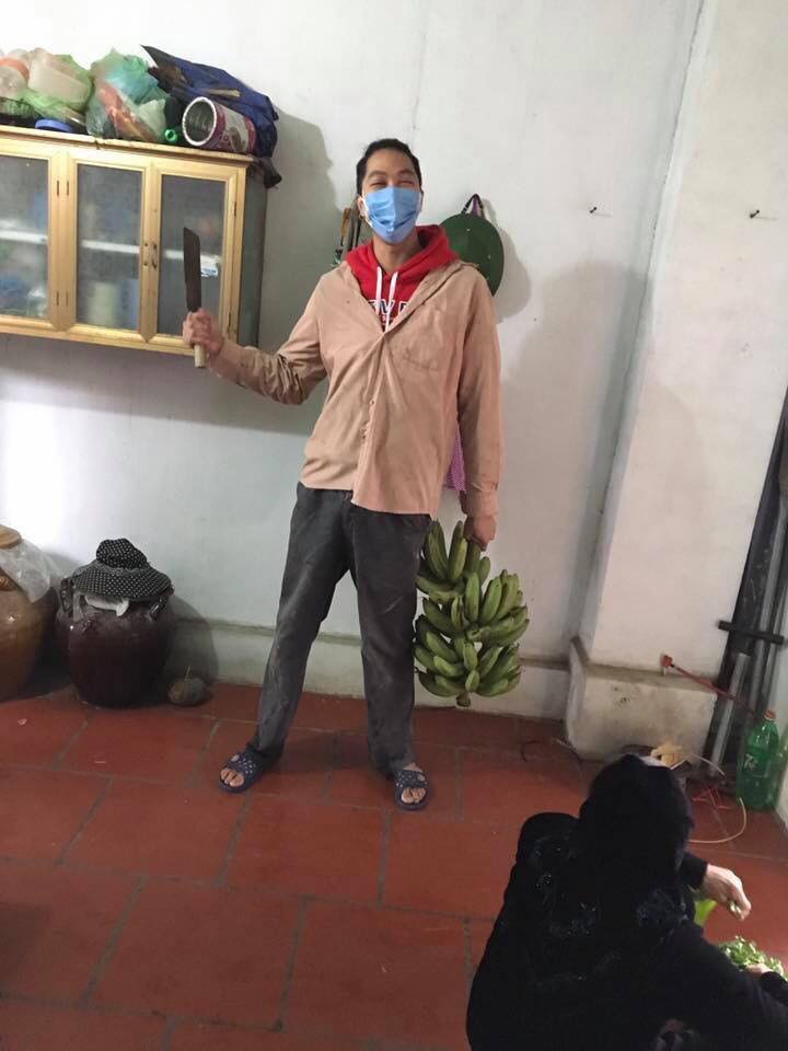 Dân mạng khoe ảnh đi làm đồng ngày Tết: Con nhà nông thì sao, giúp được bố mẹ là hạnh phúc rồi!