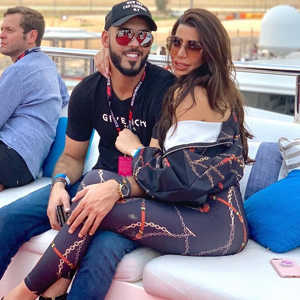 Không ngờ anh chàng bị trục xuất vì quá đẹp trai lại chọn vợ khác thường, còn thẳng thừng lên tiếng trước antifan thế này