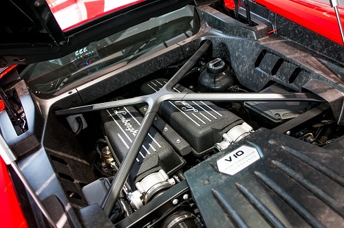 Những vật liệu siêu đắt trong chế tạo xe hơi