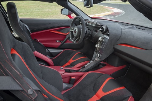 Những vật liệu siêu đắt trong chế tạo xe hơi