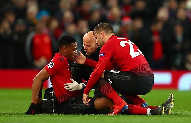 Thua thảm, MU còn mất hàng loạt trụ cột vì chấn thương