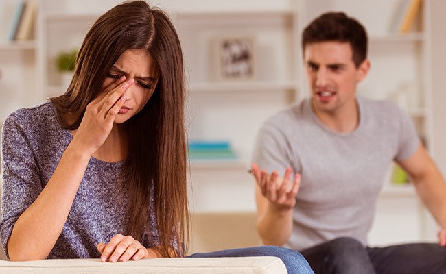 Ngày đầu đi làm, đồng nghiệp được lì xì 100 nghìn đồng, còn tôi được phong bao 2 triệu đồng, lý do rất đắng lòng!