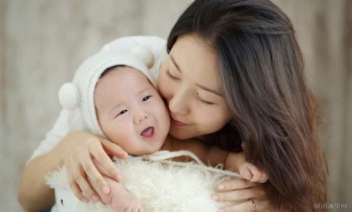 Mỹ nhân từng khiến Tô Hữu Bằng lao tâm khổ tứ, cự tuyệt 3 lần cầu hôn suốt 3 năm là ai?