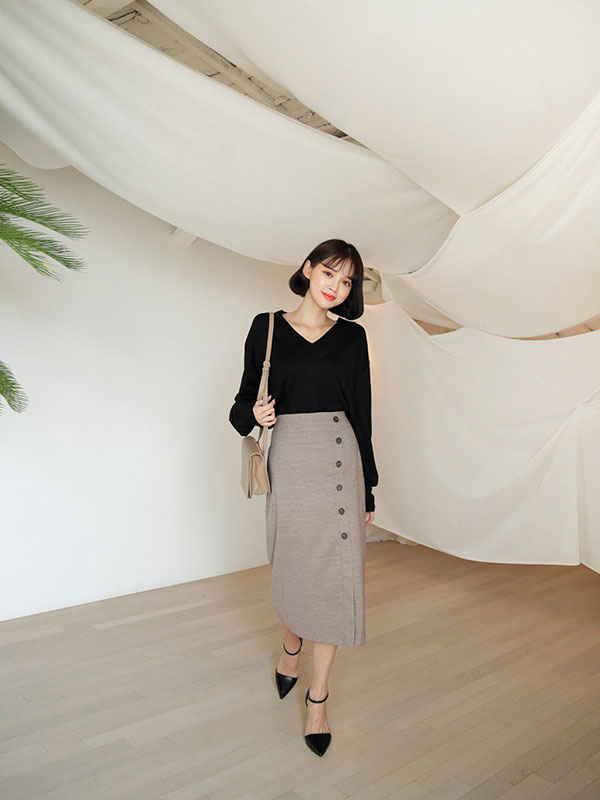 Quên quần áo dày dặn mùa lạnh đi, nàng công sở cứ sắm 5 items này là đủ mặc đẹp từ Xuân sang Hè