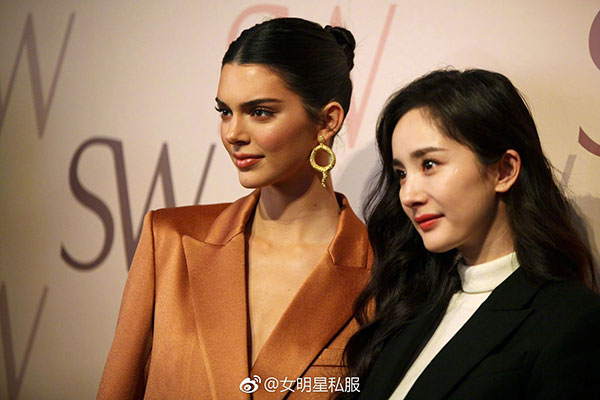 Quyết phục thù trước Kendall Jenner sau khi bị chê thua thiệt về thần thái, chiều cao nhưng Dương Mịch có sang chảnh bằng siêu sao Hollywood?