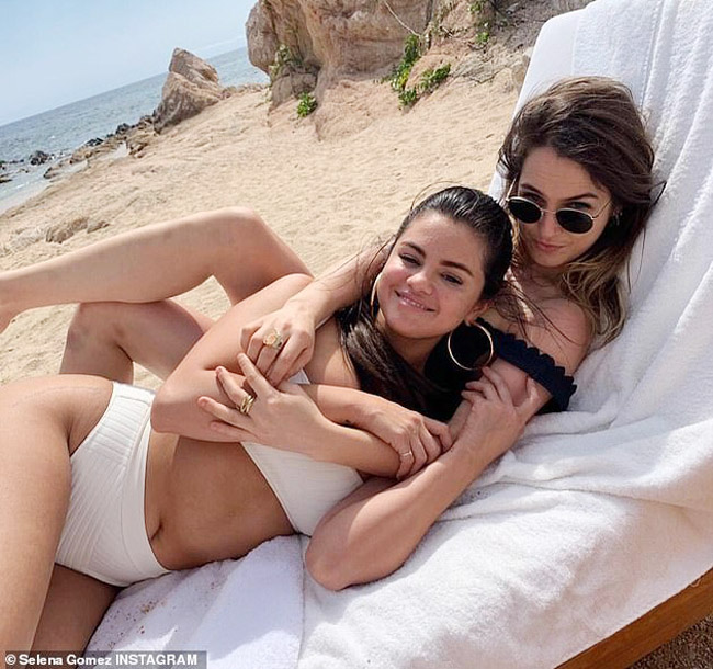 Selena Gomez chứng minh tăng cân sẽ đẹp hấp dẫn hơn gấp bội