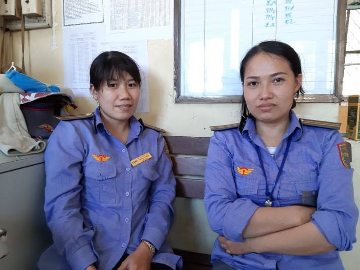 Cụ bà kể khoảnh khắc được 2 nữ nhân viên cứu trước đầu tàu hỏa