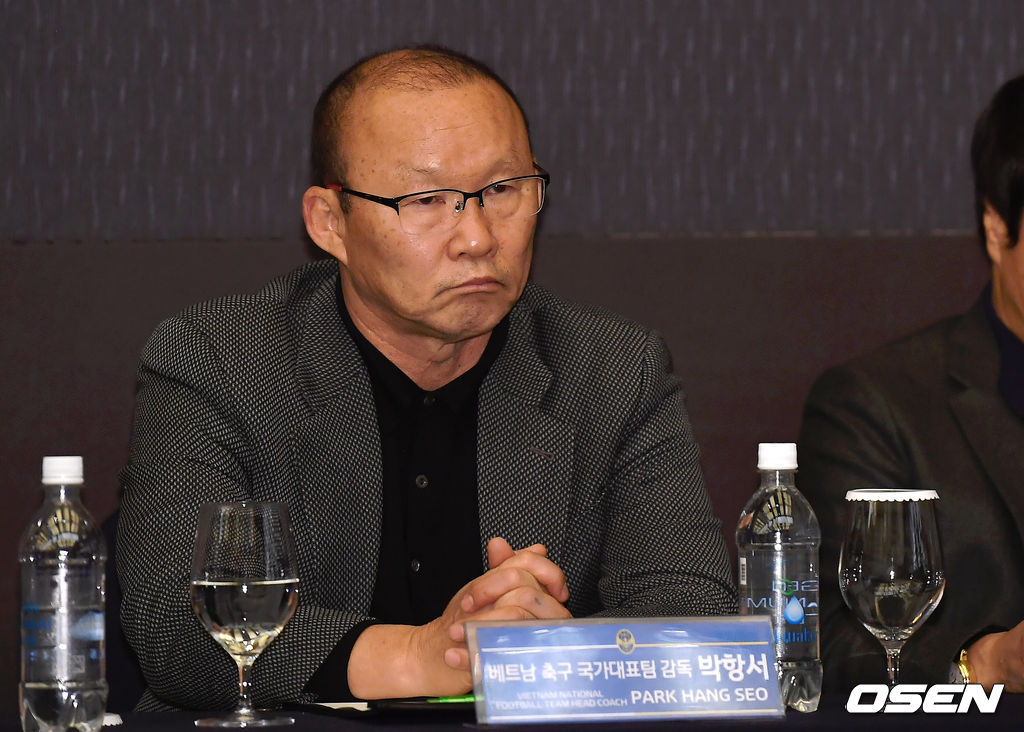 Công Phượng: Tôi muốn giới thiệu bóng đá Việt Nam với thế giới