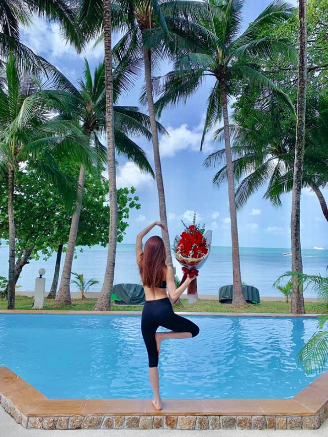 Được Kim Lý tặng hoa hồng lãng mạn trong ngày Valentine, Hà Hồ quyết định dành tặng điều này cho người yêu