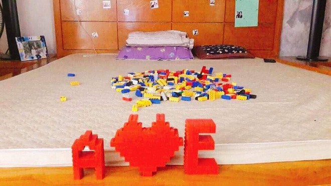 Cả gan trộn 3 thỏi son của bạn gái thành màu son mới làm quà Valentine, dân mạng định sẵn cái kết đắng cho thanh niên lớn mật Cả gan trộn 3 thỏi son của bạn gái thành màu son mới làm quà Valentine, dân mạng định sẵn cái kết đắng cho thanh niên lớn mật
