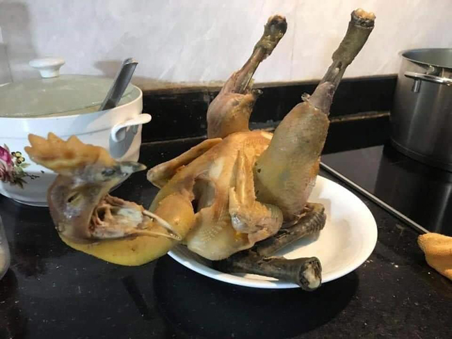 Những tư thế luộc gà độc nhất vô nhị Tết 2019