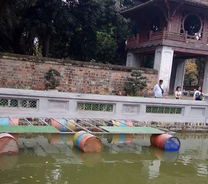 Nổ thùng phuy ở Văn Miếu - Quốc Tử Giám