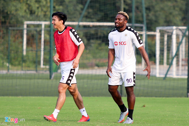 Bùi Tiến Dũng để ngỏ khả năng ra sân trận Siêu Cúp quốc gia