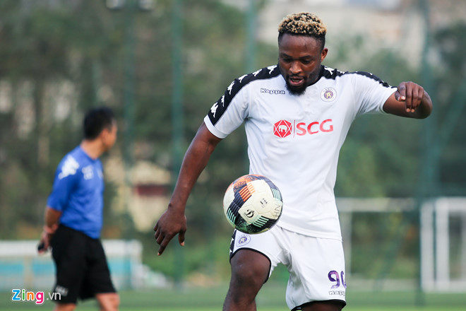 Bùi Tiến Dũng để ngỏ khả năng ra sân trận Siêu Cúp quốc gia