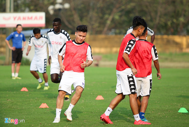 Bùi Tiến Dũng để ngỏ khả năng ra sân trận Siêu Cúp quốc gia