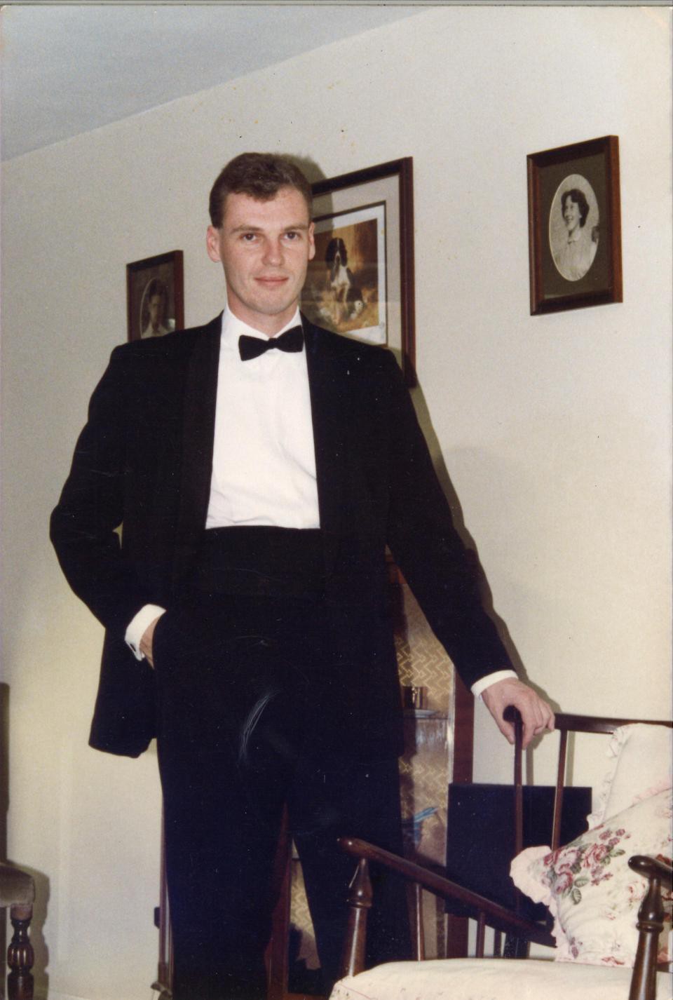 Chồng chuyển giới sau 35 năm chung sống, vợ vẫn bằng lòng tiếp tục ở bên người mình yêu thương