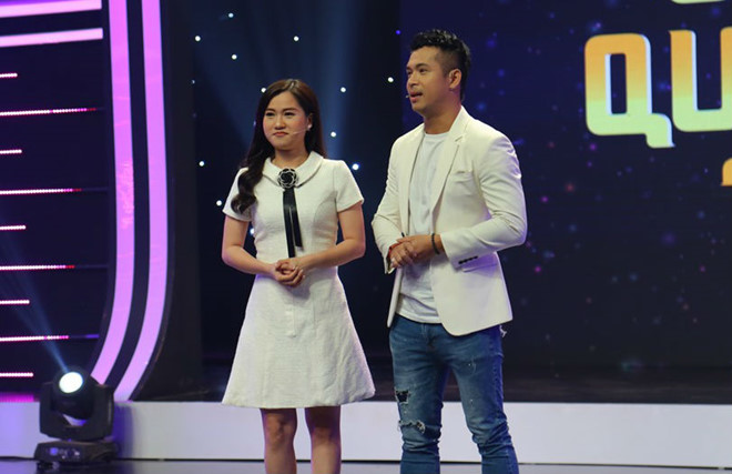 Lâm Vỹ Dạ nói gì với chồng mỗi khi hợp tác cùng người yêu cũ Anh Đức?