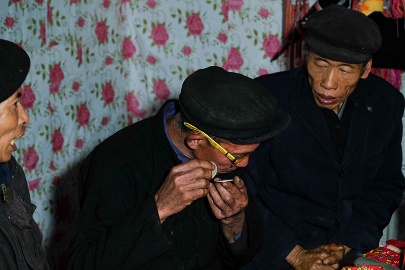 Màn kiểm tra lễ vật suốt 30 phút trong đám cưới đặc biệt ở Hà Giang